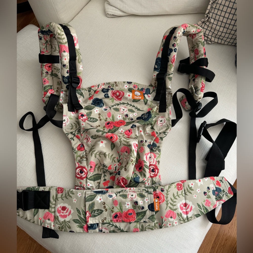 Tula FTG Rosy Posy worn only a few times. Accessories still in packaging